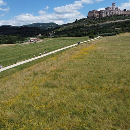 Agriturismo Molinella Assisi Luaran gambar